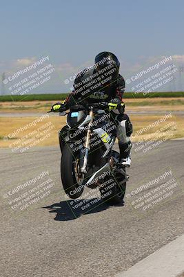 media/May-08-2023-Lets Ride (Mon) [[afc23fd900]]/B Group/220pm (Wheelie Bump)/